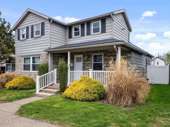 142 Market St, Pittston, PA 18640