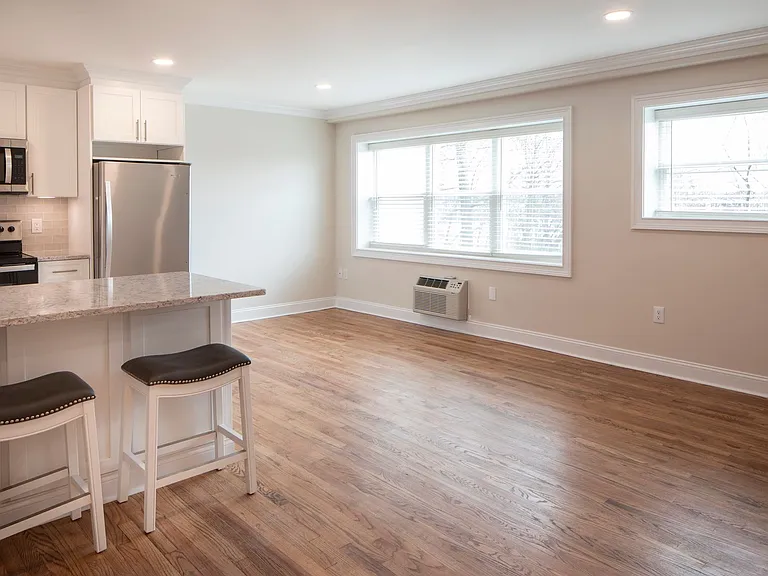 The Parkview at Polifly: In-Unit Washer & Dryer, Heat and Water Included, and Cat & Dog Friendly — Photo 62