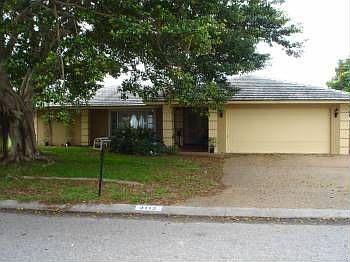1st image of 3112 Bay Dr