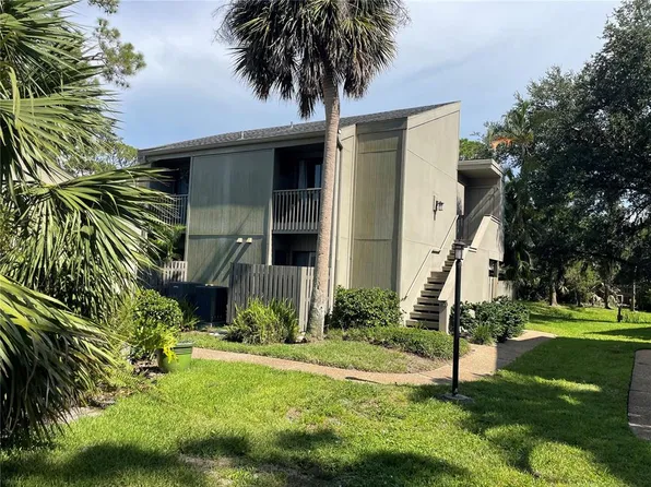 121 Woodland Pl #121, Osprey, FL 34229