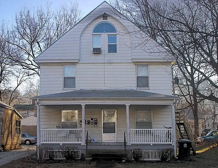 705 W High St #4
