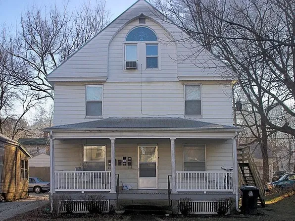 705 W High St #4, Urbana, IL 61801