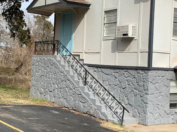 Pine Lake #12, 6905 NW 13th St #12D, Oklahoma City, OK 73127