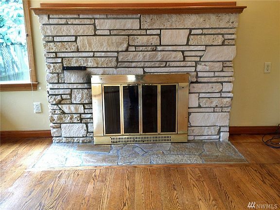 5th image of 4463 S 175th St