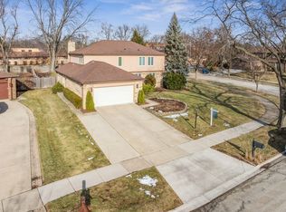 800 Downing St, Northbrook, IL 60062