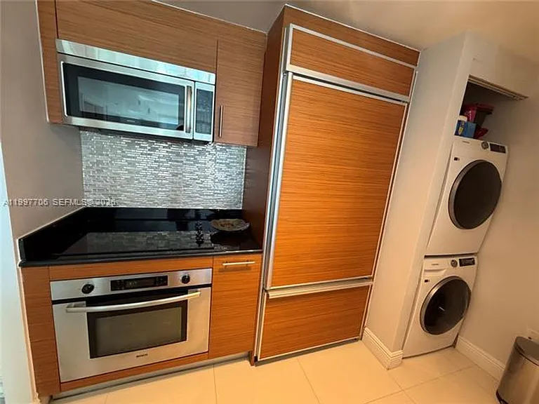 50 Biscayne Blvd #1907 — Photo 9