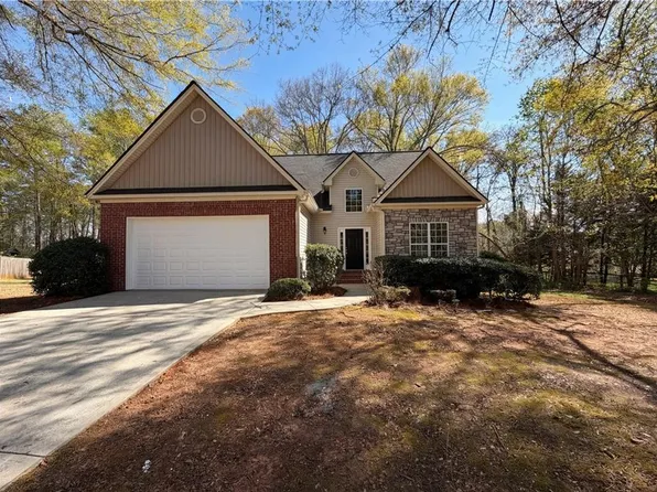95 Woods Way, Jefferson, GA 30549