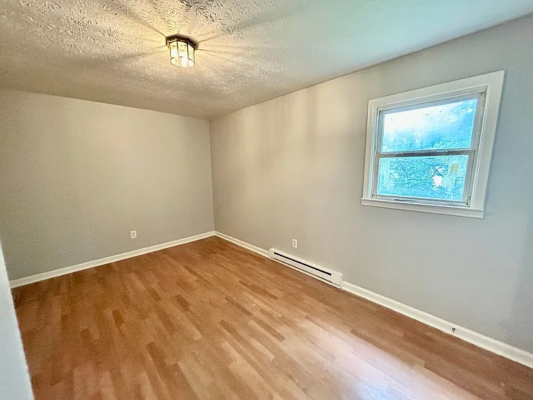 190 Macey Ave #6 — Photo 8