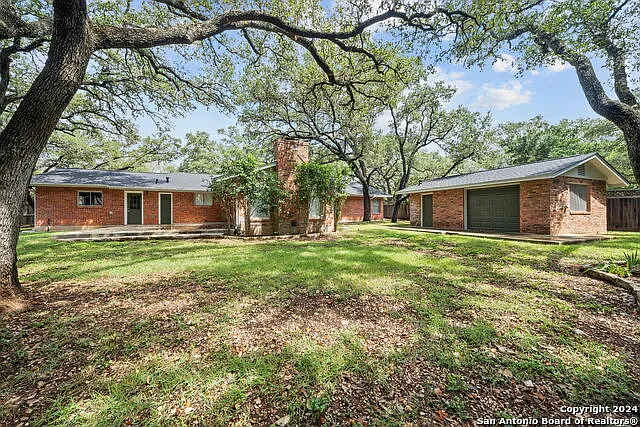 202 Donella Dr — Photo 30