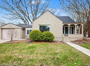 22033 Alger St, Saint Clair Shores, MI 48080
