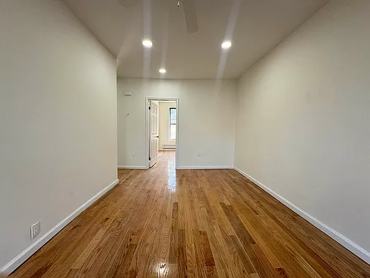 Rented by NY Space Finders Inc. | media 17