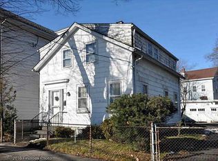 147 Delaine St, Providence, RI 02909
