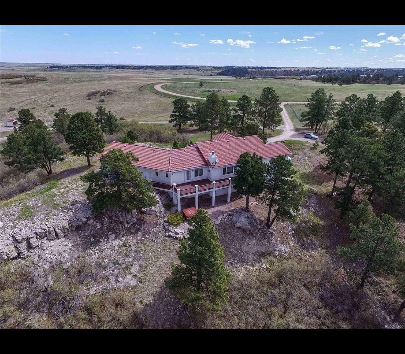 5 bed, 4734 sqft, $6,000 — Photo 1