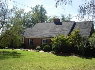 1610 Mulberry Rd, Martinsville, VA 24112