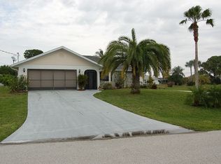 1 Bunker Pl, Rotonda West, FL 33947