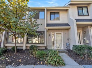 37 Landmark Dr, Malvern, PA 19355