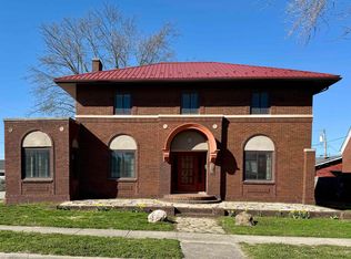 200 E Oak St, Washington, IN 47501