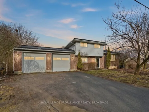 146 Wilson St, Kingston, ON K7K 5A1