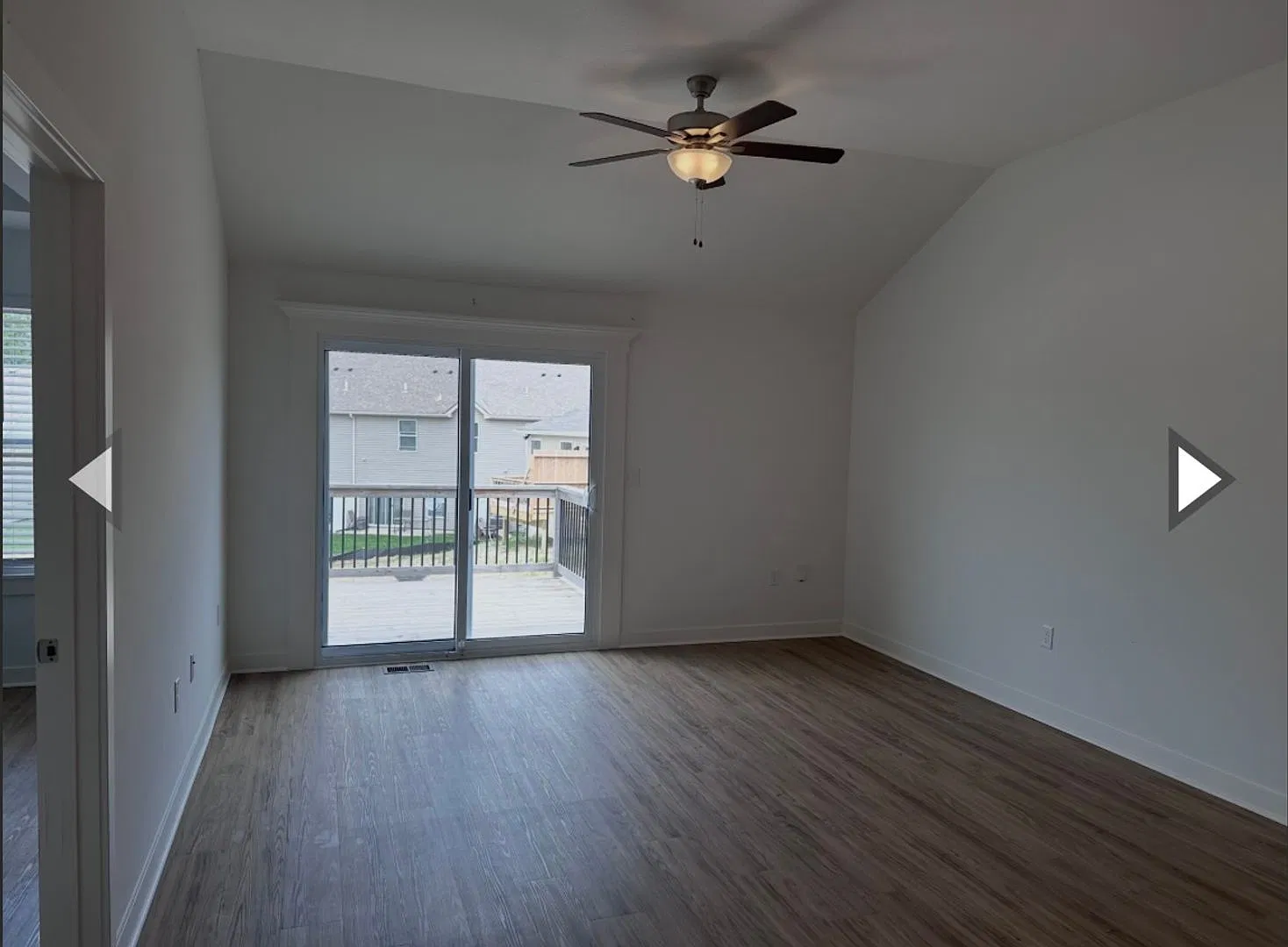 4 Bed | 3 Bath | 1 Car Garage Duplex in Kansas City — Photo 3