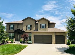 9649 Zarda Dr, Lenexa, KS 66227