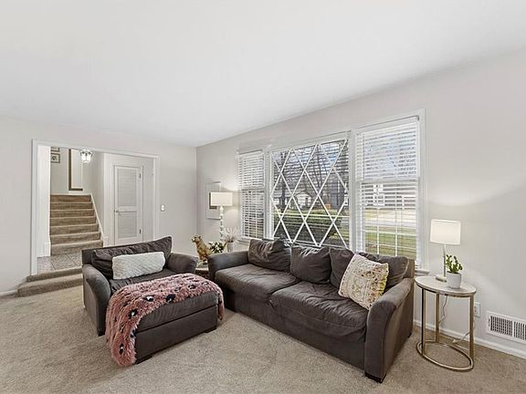 3rd image of 10505 Belinder Rd