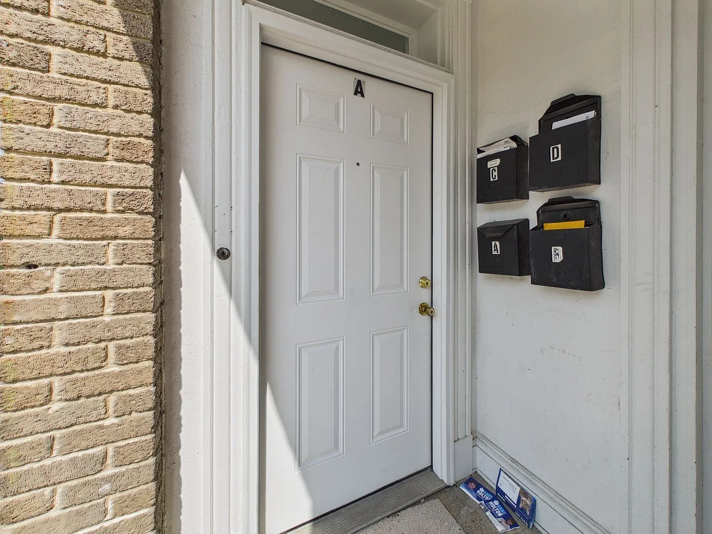 3 bed, 1.0 bath, 1275 sqft, $1,675 — Photo 3