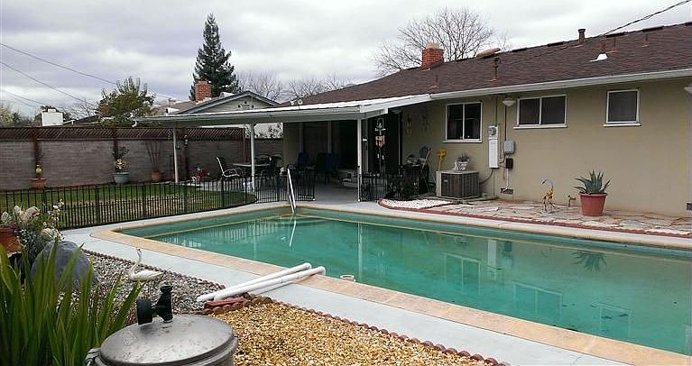 2nd image of 1831 W Cortland Ave