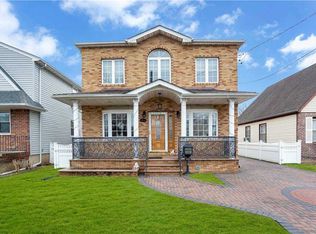 414 New Hyde Park Rd, New Hyde Park, NY 11040