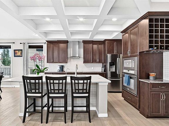 3rd image of 116 SW Skyview Shores Gdns NE