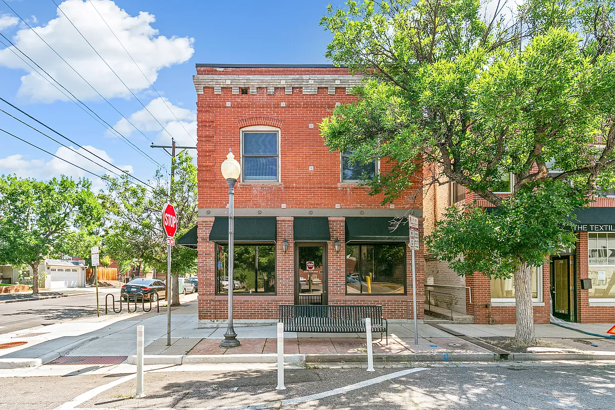Building Photo - 700 S Pearl