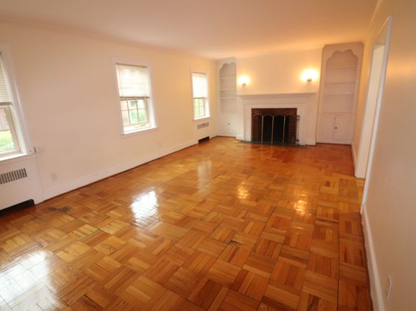 312 Washington St #2-1