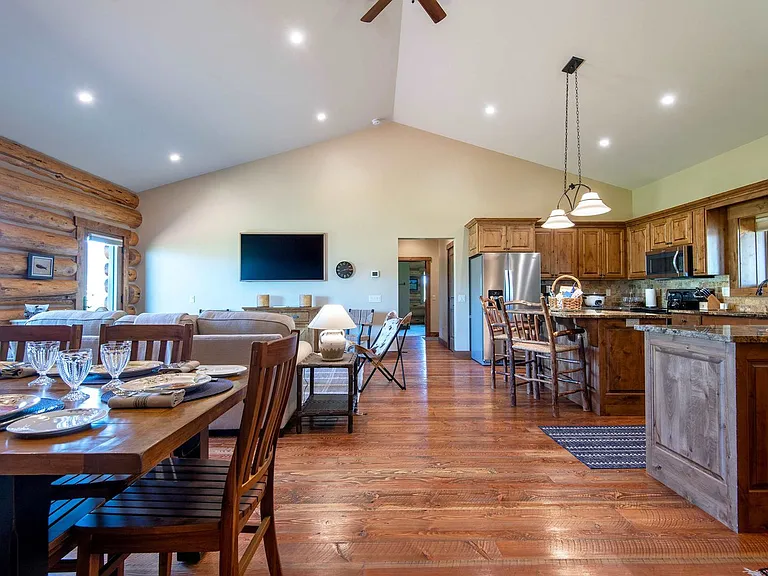 1330 Larsen Ln #ID1466388P — Photo 97