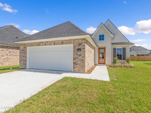 109 Rio Dr, Youngsville, LA 70592