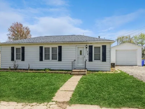 104 S Huskins St, Lone Tree, IA 52755