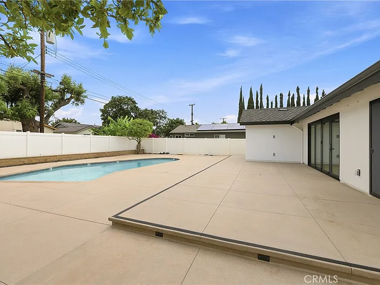 17511 Leafwood Ln — Photo 34