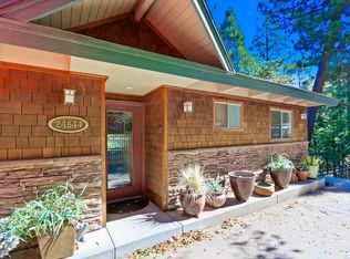24644 Altdorf Dr, Crestline, CA 92325