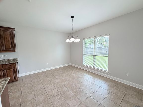 3rd image of 14521 Stonegate Manor Dr