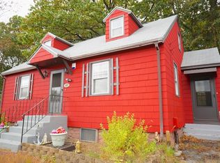 467 Riverside Dr, Lawrence, MA 01841