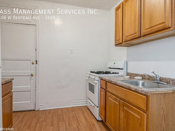 3rd image of 3402 W Berteau Ave #34081