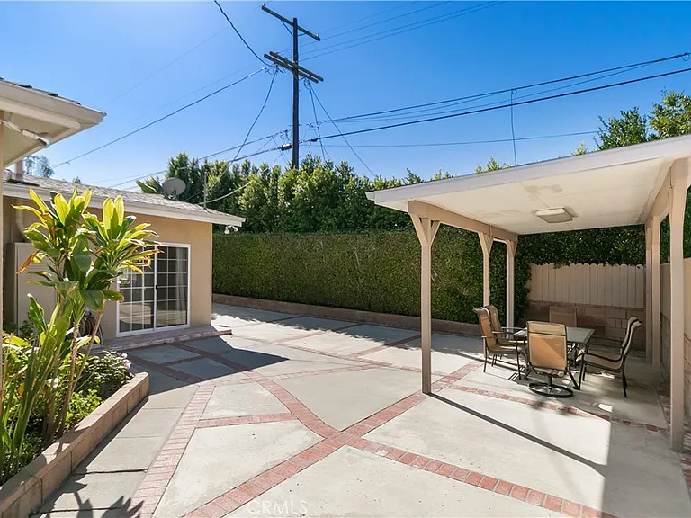 6313 Bluebell Ave — Photo 21