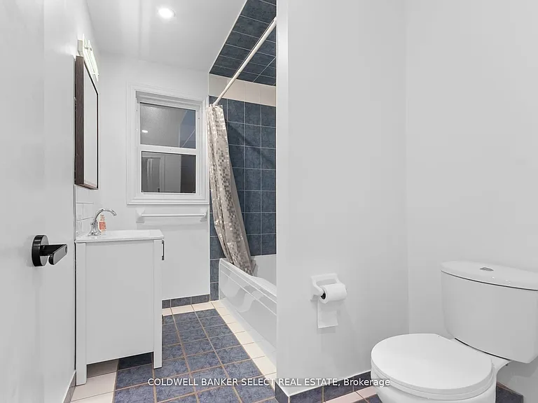 49 Ewing St — Photo 17