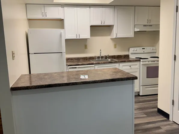 101 Parsons St APT F, Norwalk, OH 44857
