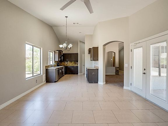 3rd image of 1548 S Danyell Pl