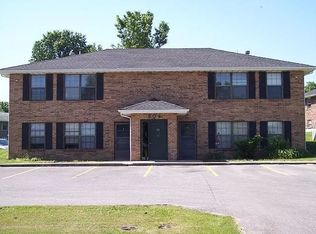804 Foster Ln APT B, Warrensburg, MO 64093
