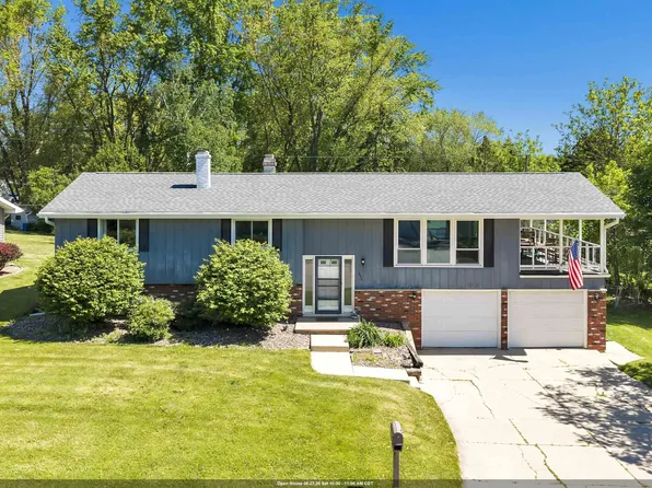 1602 Bruce St, Green Bay, WI 54304