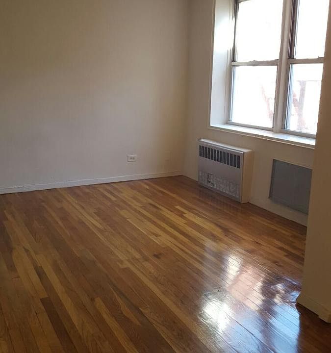 1st image of 2260 University Ave #6S