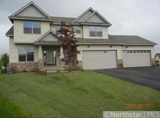 12703 Foxhill Cir, Hugo, MN 55038