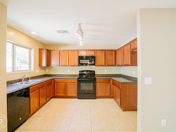 3rd image of 115 N 86th Ln