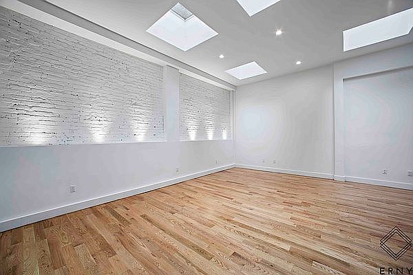 1st image of 99 Varet St #1S