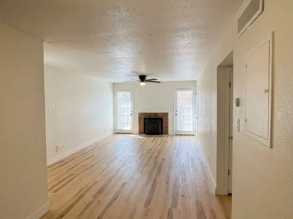 10211 Sugar Branch Dr APT 351, Houston, TX 77036
